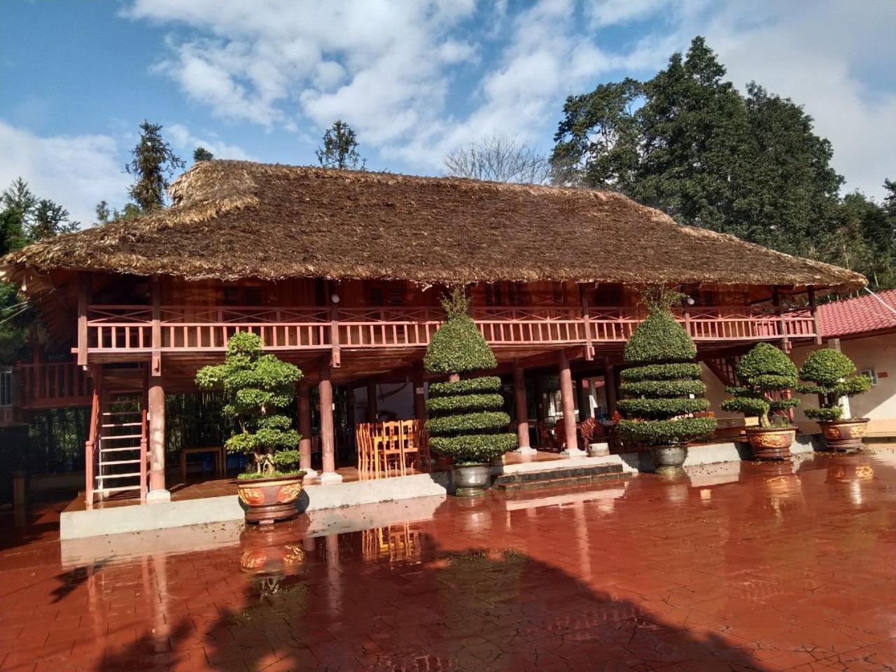 A Lin Homestay Bac Ha Екстериор снимка