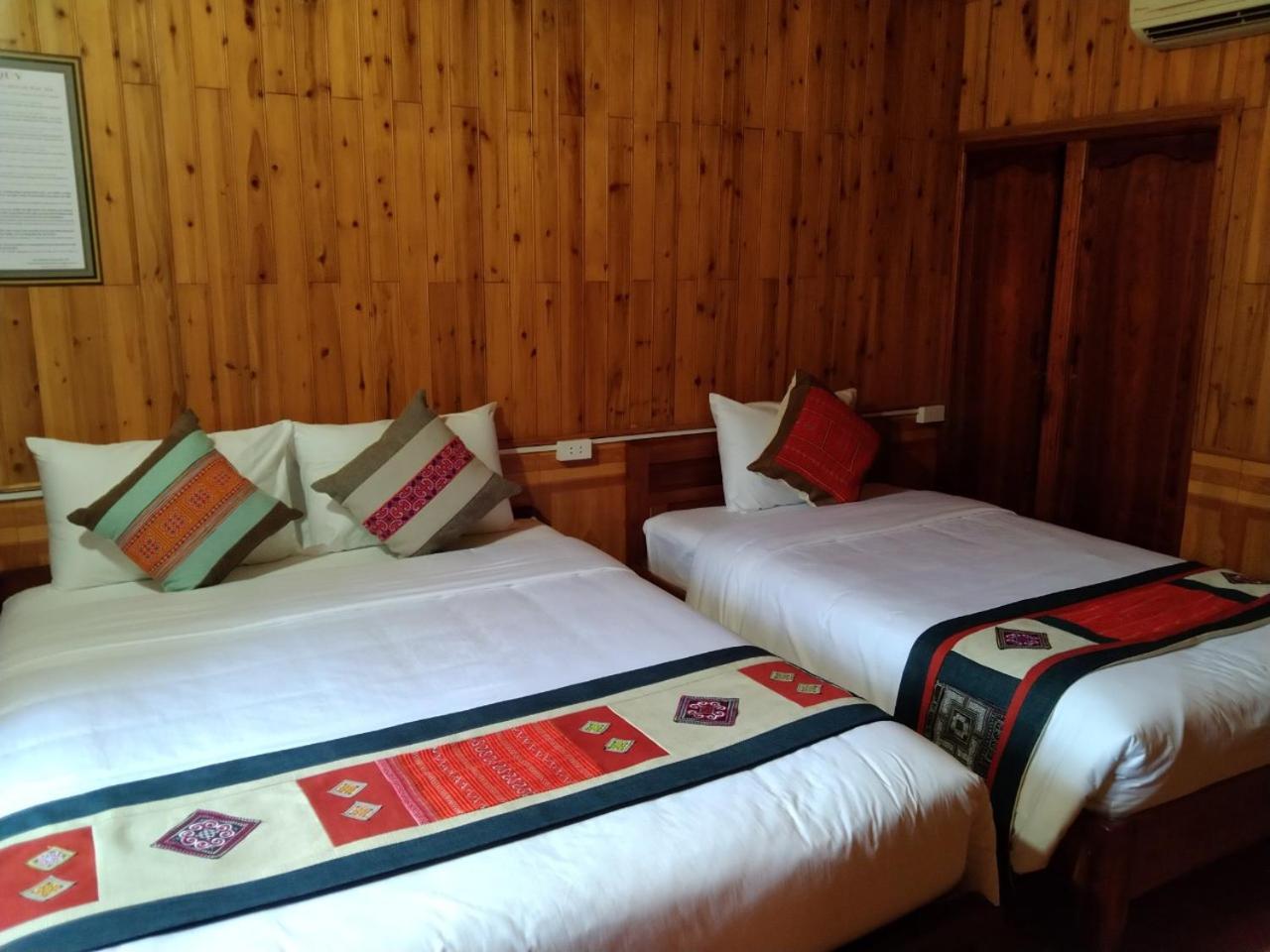 A Lin Homestay Bac Ha Екстериор снимка
