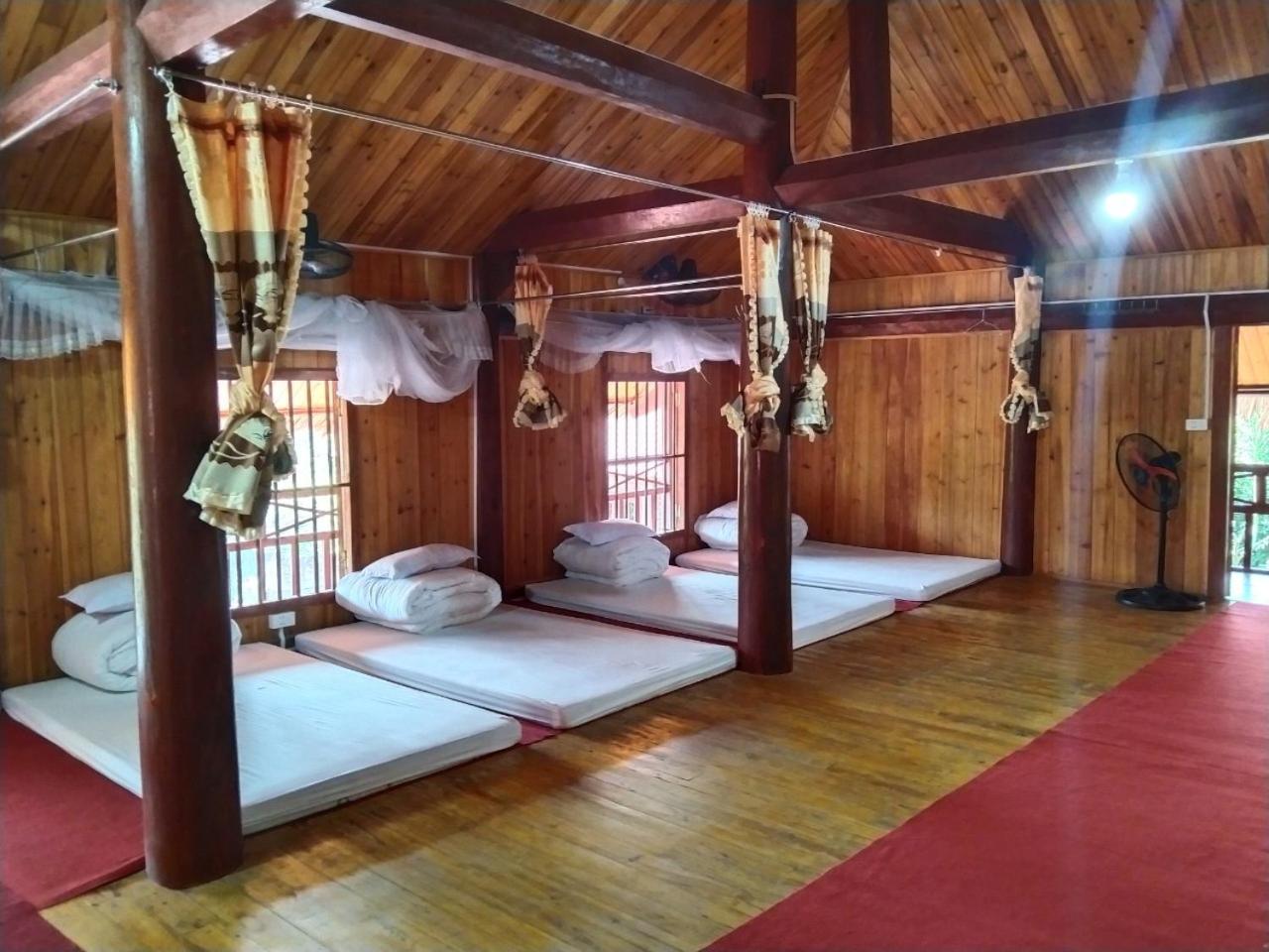 A Lin Homestay Bac Ha Екстериор снимка